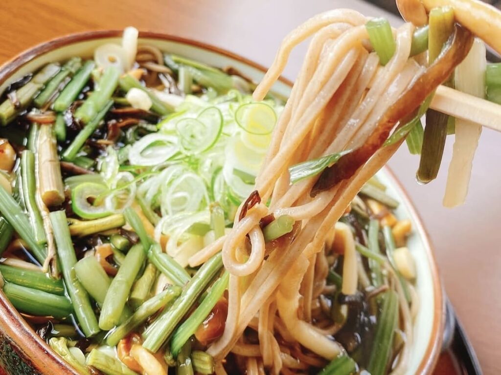 そば処ひろ　山菜そば