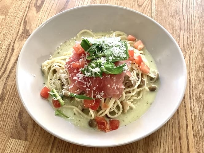 OTTOカフェ　クリームパスタ