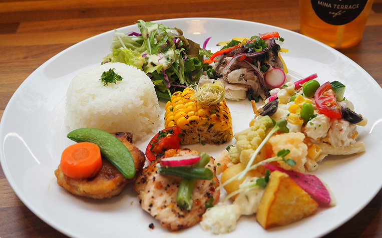 MINA TERRACE cafe ランチメニュー